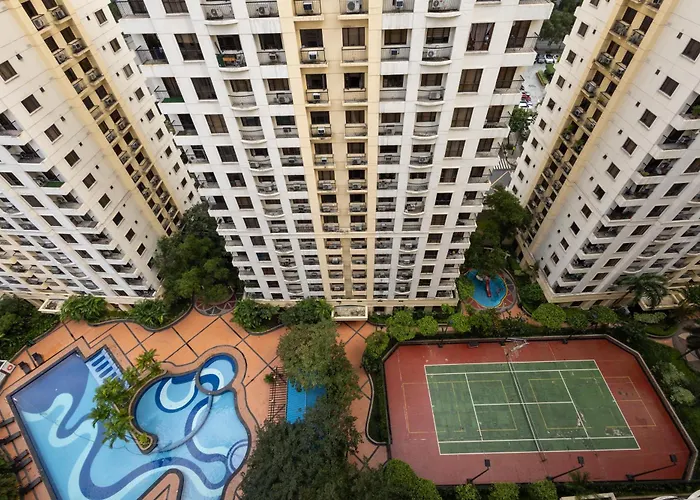2br Forbeswood Heights In Bgc Near St Lukes Apartment Manila